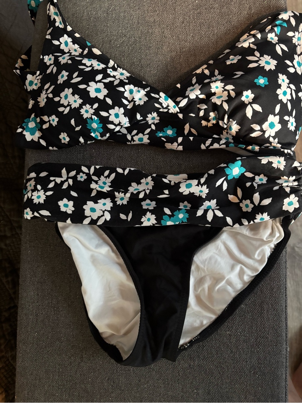Anne Cole Black Floral Bikini Set with Teal Accents xs